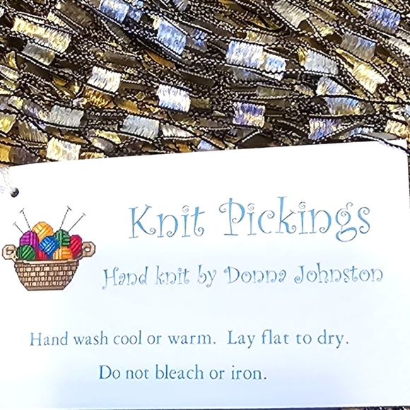 TRULY STUNNING HAND KNIT SHAWL!!! 🤎🖤🤎🖤 - Picture 9 of 12